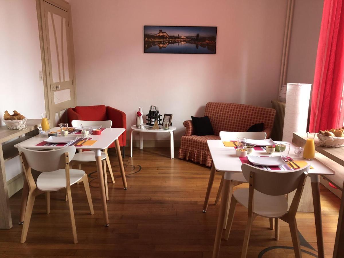 Chambres D'Hotes Оксер Екстериор снимка
